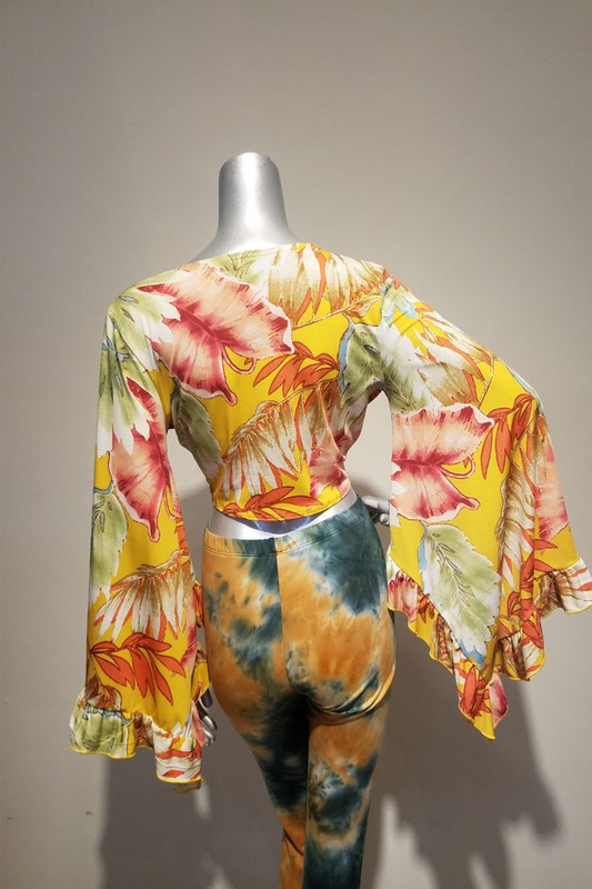 PLUS SIZE TOPS