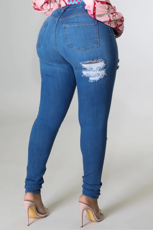 RIPPED SKINNY JEANS