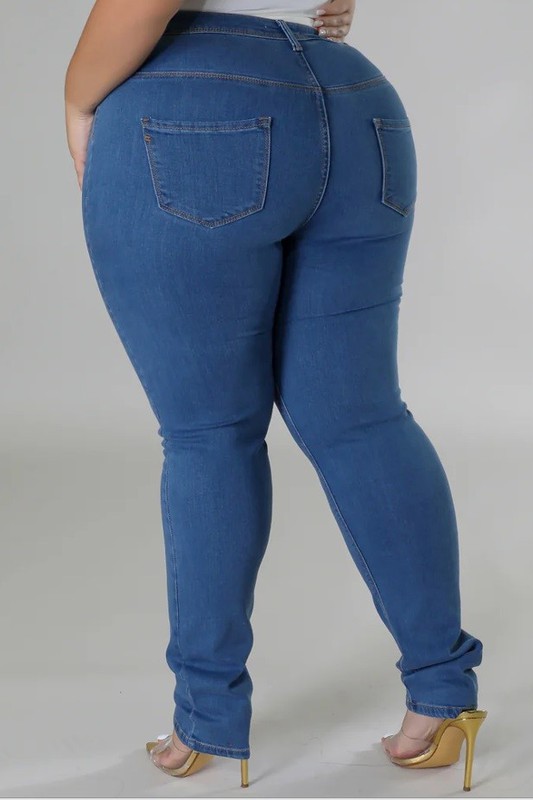 PLUS SOLID JEANS