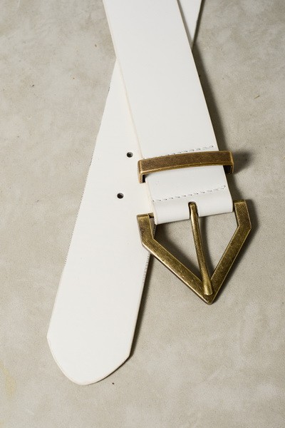 POINTED BUCKLE BELTS